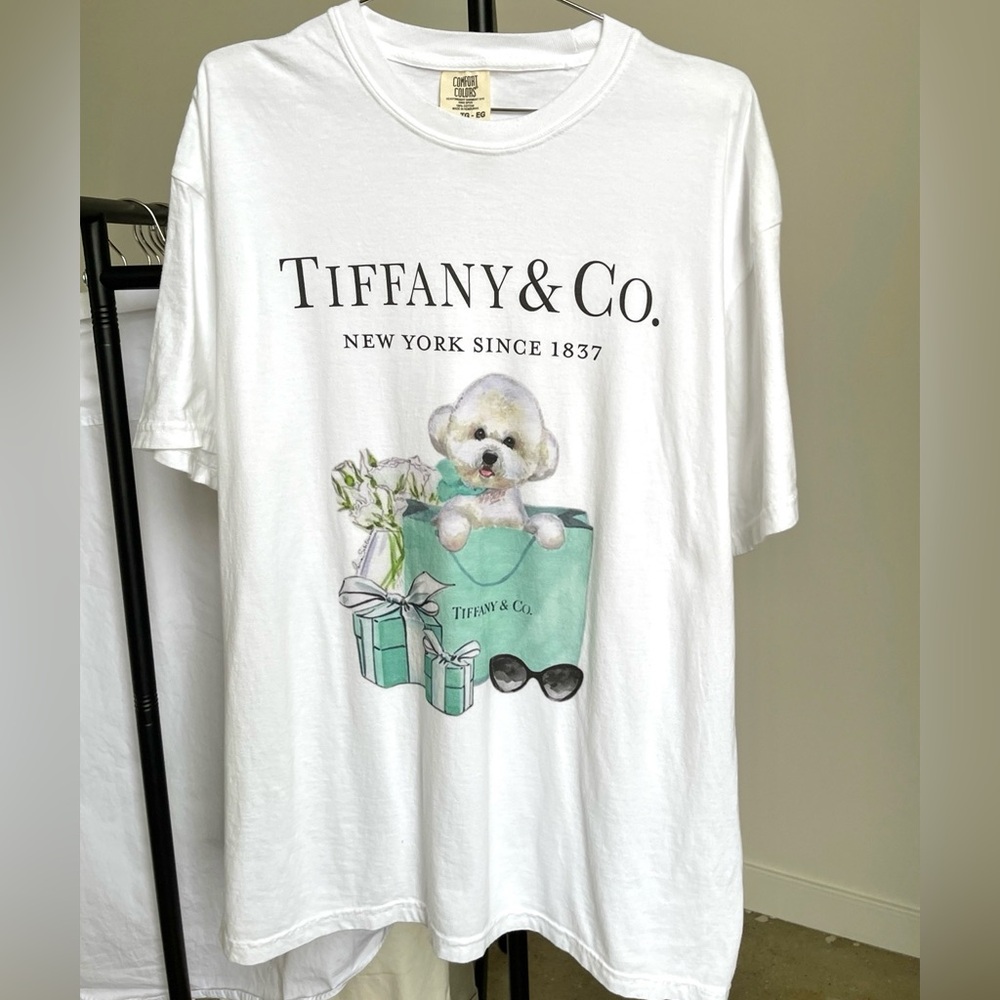 Breakfast at Tiffany’s Puppy Design Unisex Tee